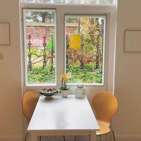 Spacious Comfortable Flat With Free Parking In East Finchley, Muswell Hill & Close To Alexandra Palace Londra Dış mekan fotoğraf
