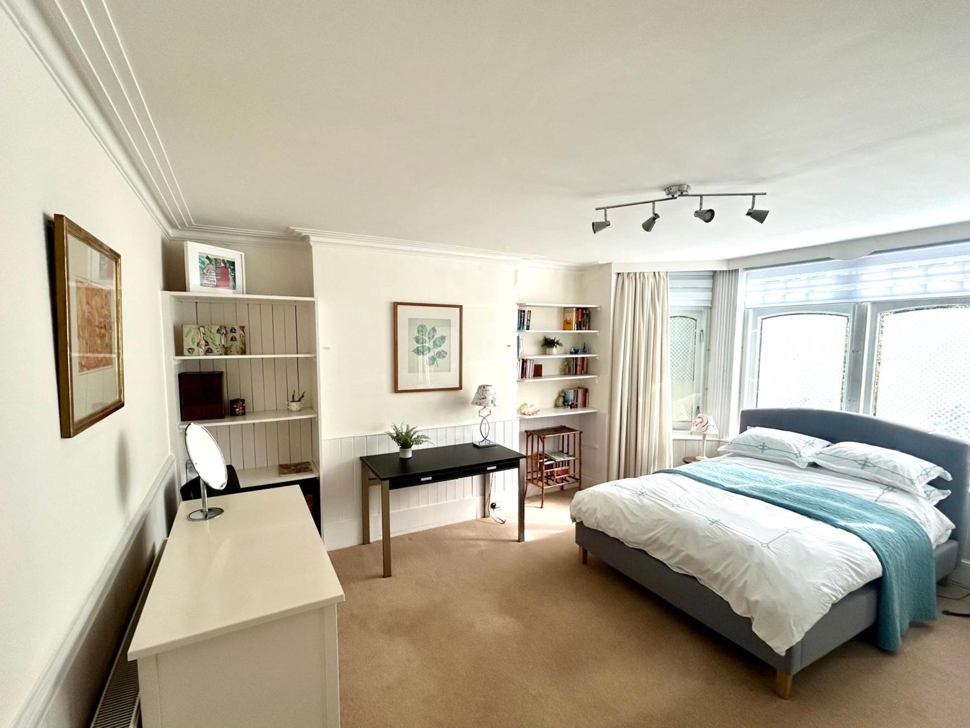 Spacious Comfortable Flat With Free Parking In East Finchley, Muswell Hill & Close To Alexandra Palace Londra Dış mekan fotoğraf